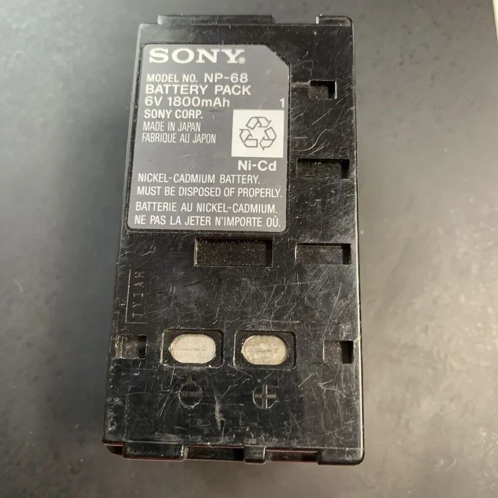 Sony NP-68 Genuine Handycam Rechargeable NI-Cd Battery Pack 1800 mAh